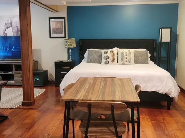 30 Valle Vista Dr, Asheville, NC 28804