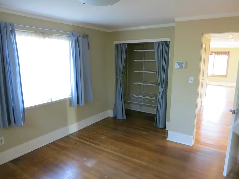 10502 Victory Ln NE — Photo 32