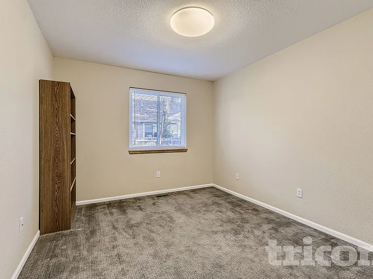 19206 E Clear Creek Pl — Photo 9
