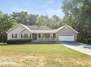 145 Vaughn Spur, Cartersville, GA 30121