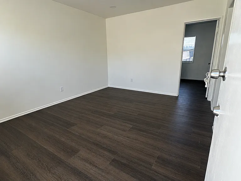 439 S Montebello Blvd #D — Photo 6