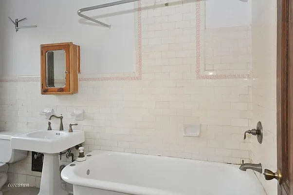 Rented by Corcoran | media 12