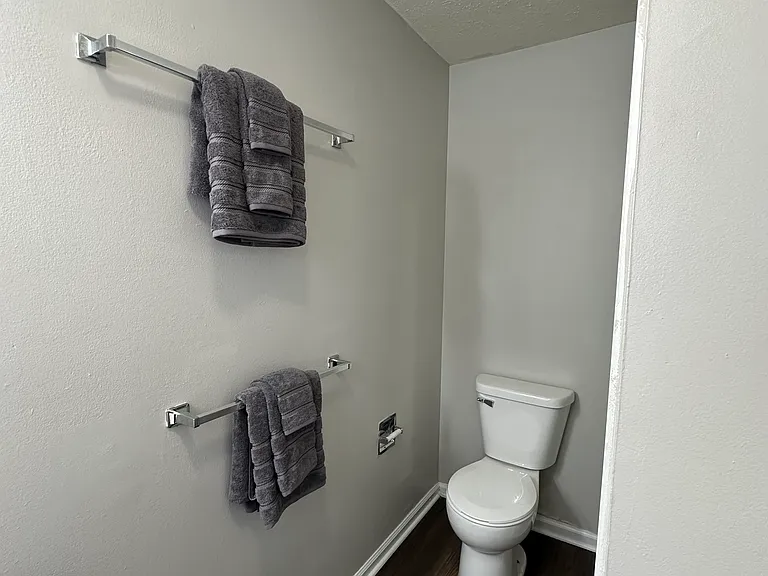 (3-Bedroom 1.5 Bath Unit) Full Bath - Freshly new paint, new plank floor