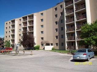 3233 Silver Ave #609, Winnipeg, MB R2Y2H6