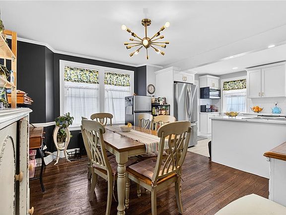 5th image of 2941 Pawtucket Ave