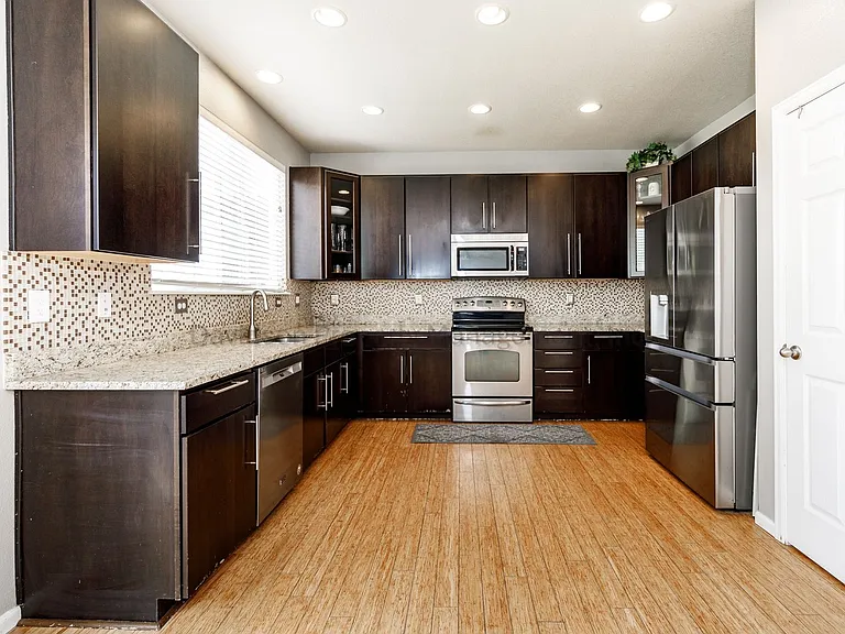 7724 Canyon Oak Dr — Photo 8
