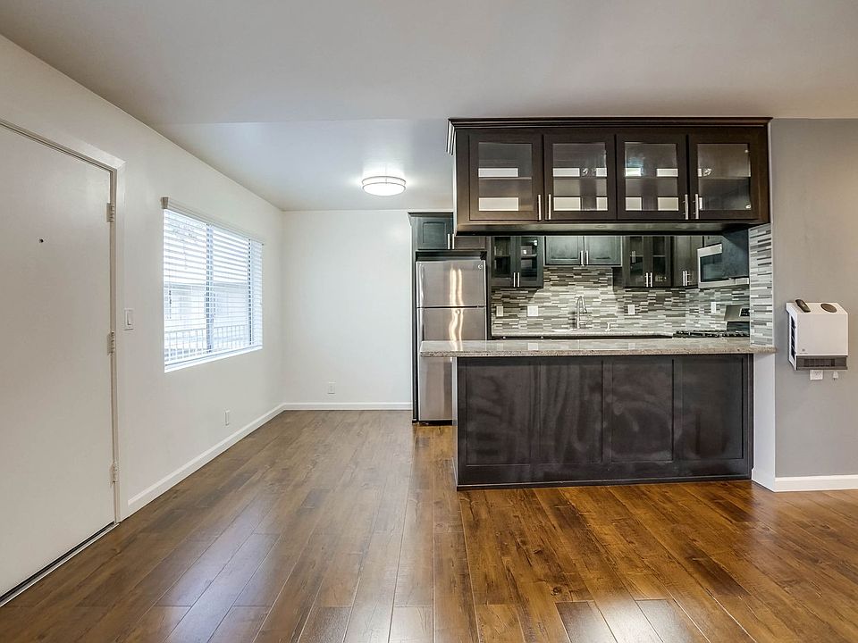 1st image of 3638 W 113th St APT 7
