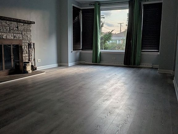 2nd image of 2525 Westover Ave