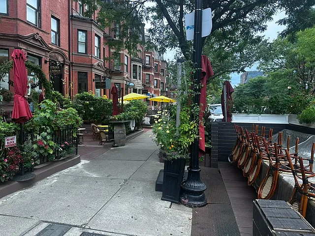 274 Newbury St #1