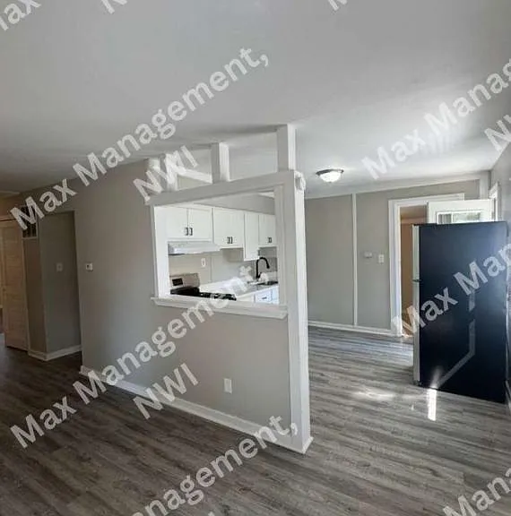 3515 164th St — Photo 3