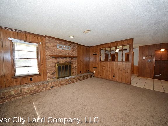 5th image of 5085 Whitworth St