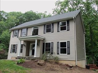 6 Americo Cir, Ossining, NY 10562