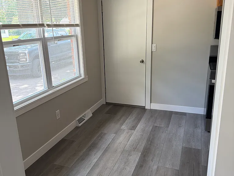 219 S Lafayette St — Photo 18