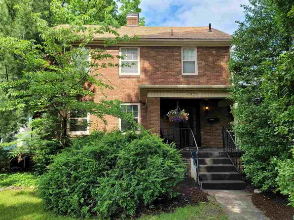 1933 S Center St, Terre Haute, IN 47802