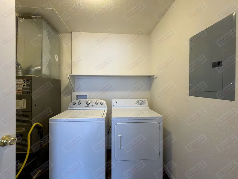 3919 Ariel Ave — Photo 6