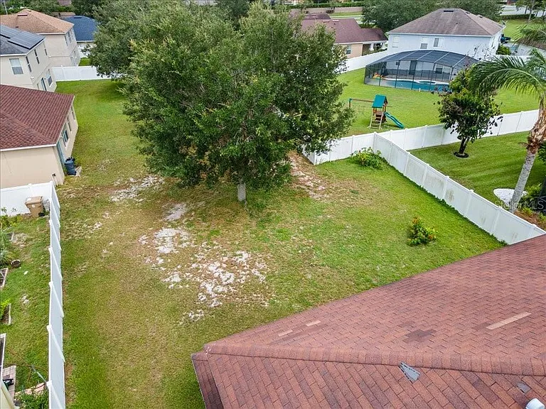 3949 Golden Finch Way — Photo 23