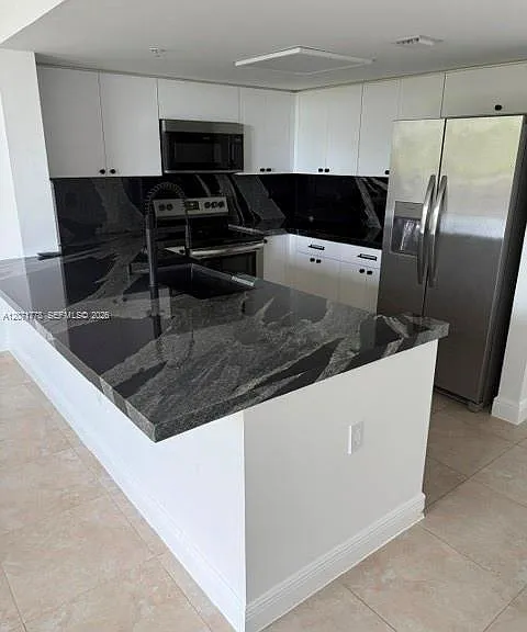 3000 Coral Way #511 — Photo 27