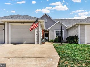 5412 Fairway Dr W, Fayetteville, PA 17222