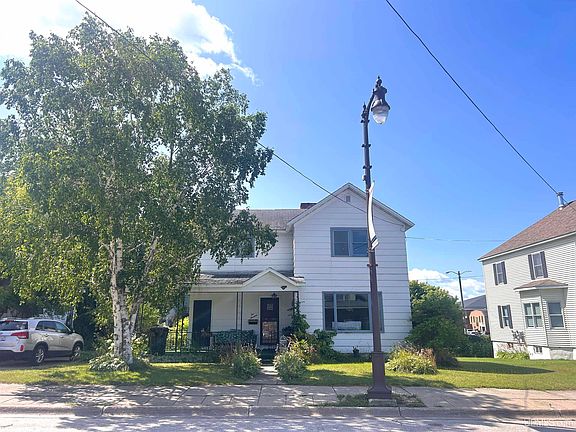 3rd image of 219 Walnut St
