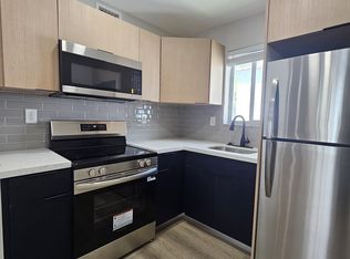 560 NE 63rd St APT 3, Miami, FL 33138