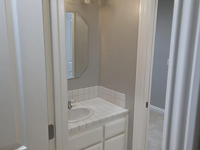 #3 Bath - 2nd Floor