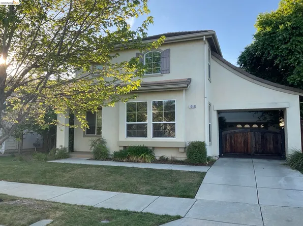 1360 Tiffany Dr, Brentwood, CA 94513