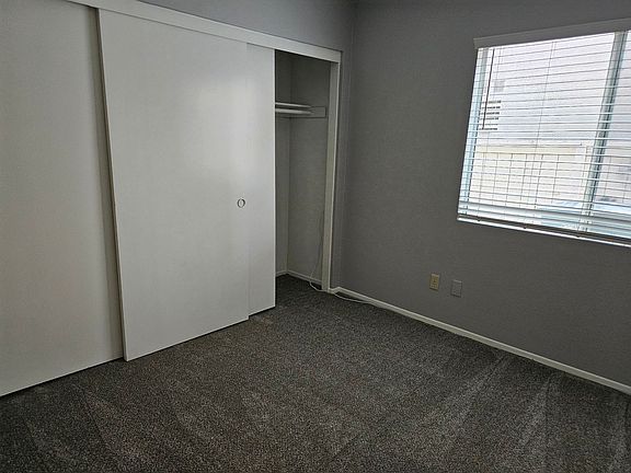 4th image of 28586 River Glen Ct