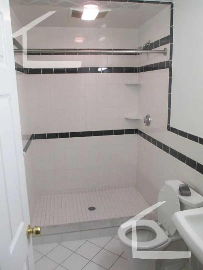 Garden level 3 bed in femway — Photo 4