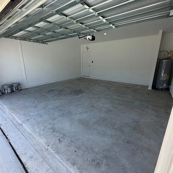 6468 Domizio Dr — Photo 4