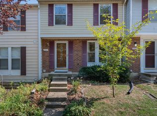 6587 Forest Dew Ct, Springfield, VA 22152