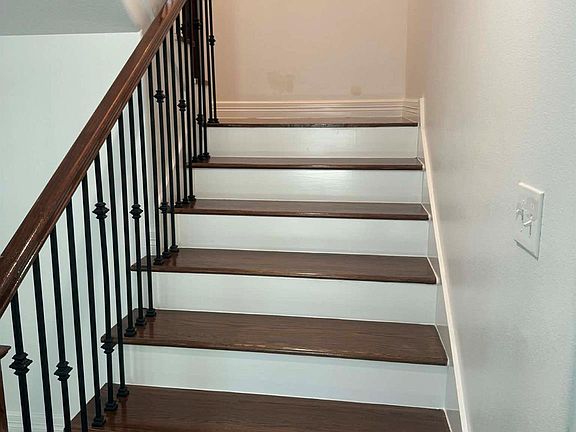 5th image of 3107 Martha St