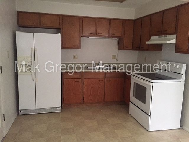 1st image of 710 Redway Cir