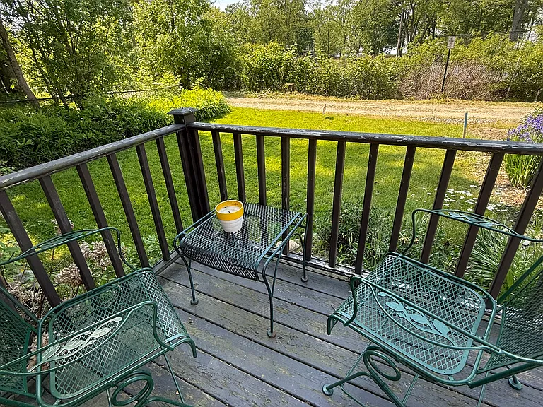 581 Mergenhagen Rd — Photo 8