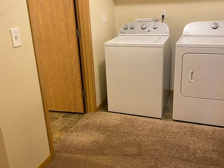 West Lake III Apartments — Photo 94