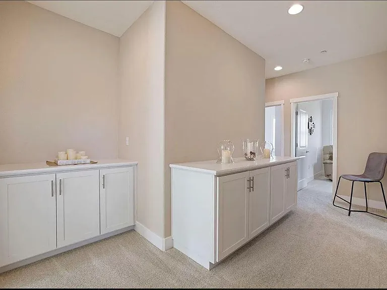 18277 Millbrook Ave — Photo 2