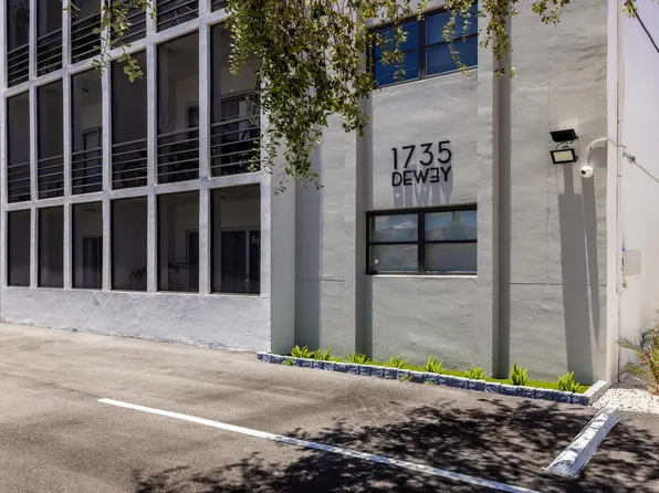 1735 Dewey St APT 203, Hollywood, FL 33020