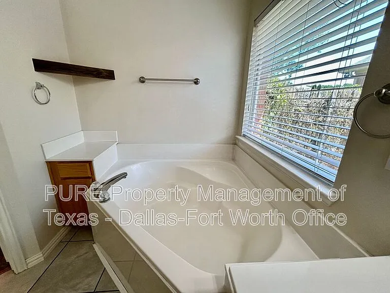 629 Madeline Ct — Photo 25