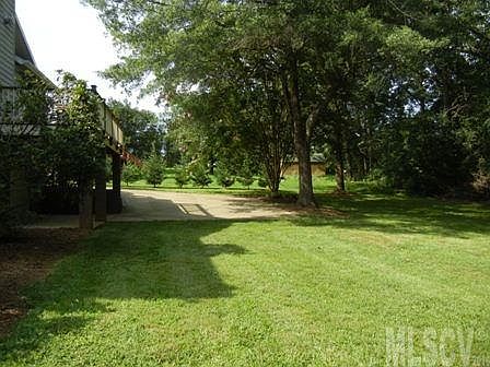 4th image of 2066 Evergreen Dr
