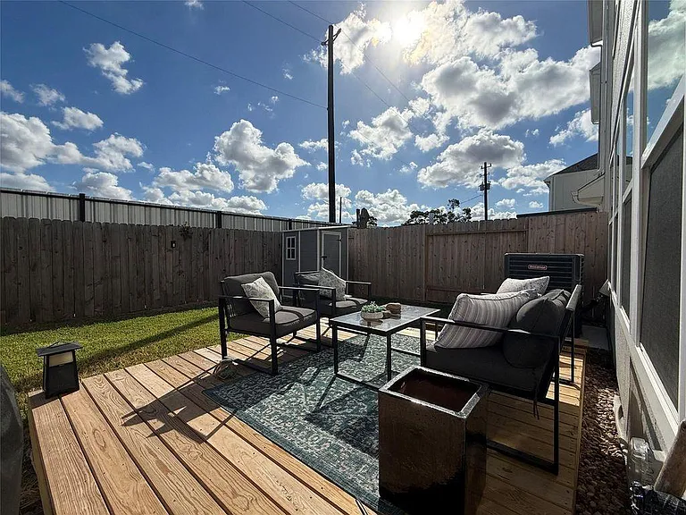 5614 Green Rise Ln — Photo 22