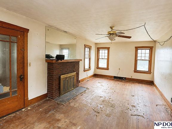 3rd image of 3052 S 31st St