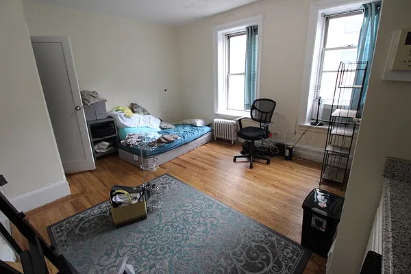 Rented by Luxor Homes & Investment Realty | media 32