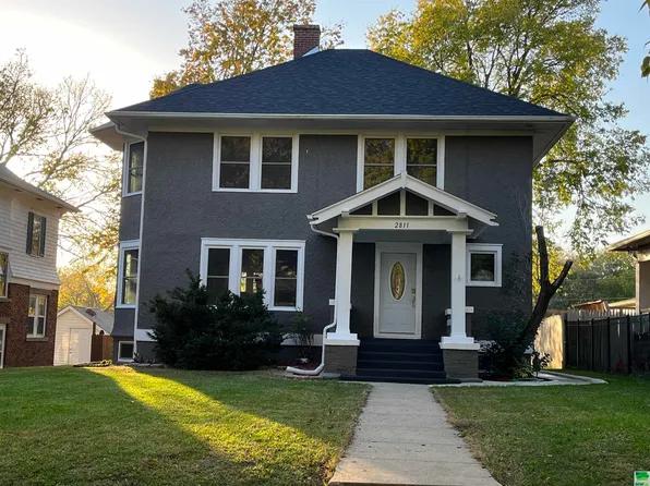 2811 Jennings St, Sioux City, IA 51104