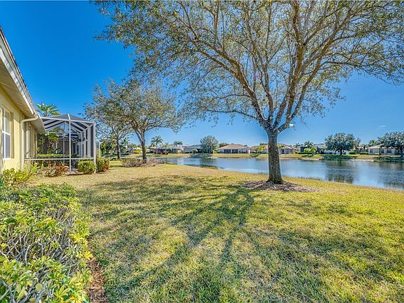 2nd image of 4725 Fairloop Run