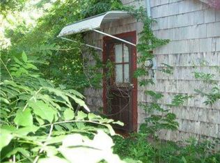 23 Willow Dr, Hope Valley, RI 02832