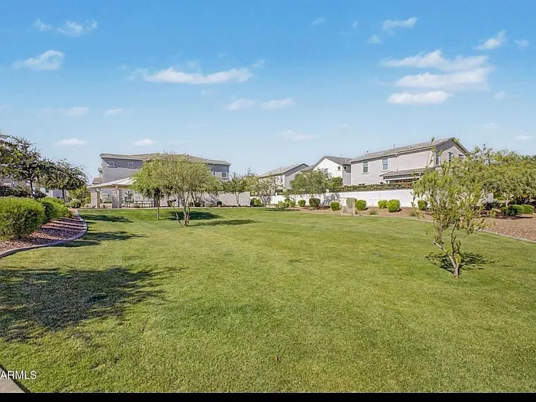 5016 E Gallop Way — Photo 8