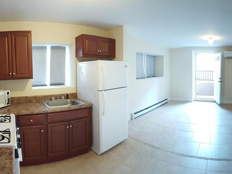 1st image of 288 Holten Ave