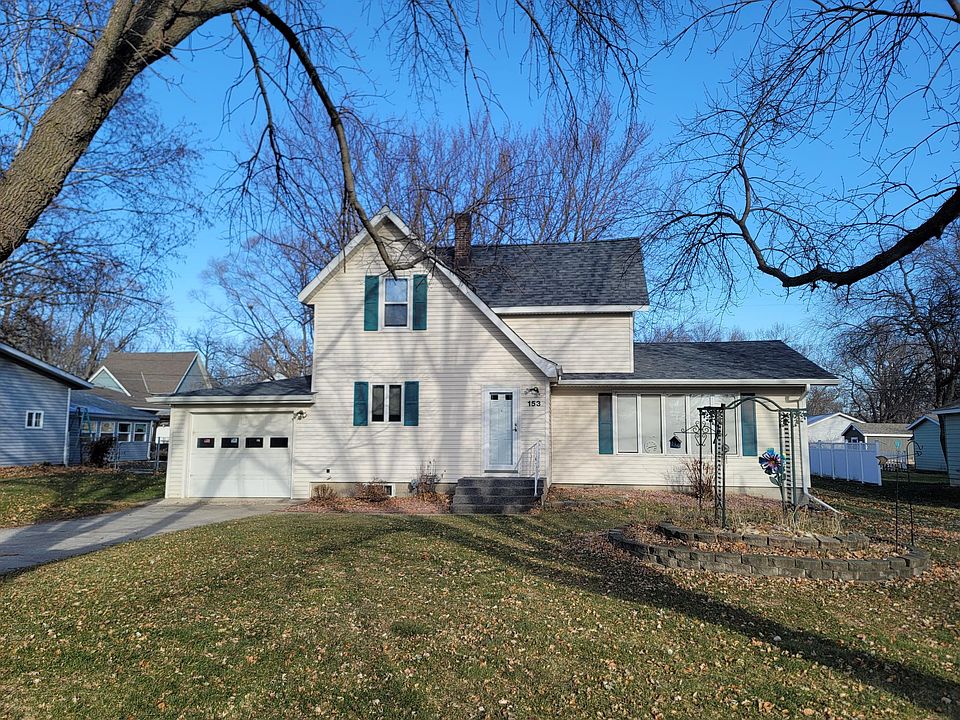1st image of 153 E Prairie St
