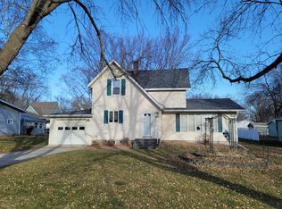153 E Prairie St, Cottonwood, MN 56229
