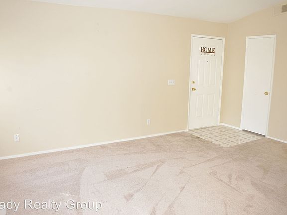 2nd image of 5415 W Harmon Ave Unit 2015