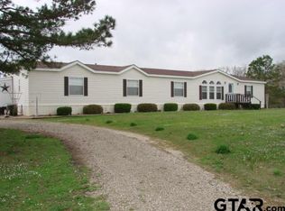 5821 Highway 67, Omaha, TX 75571